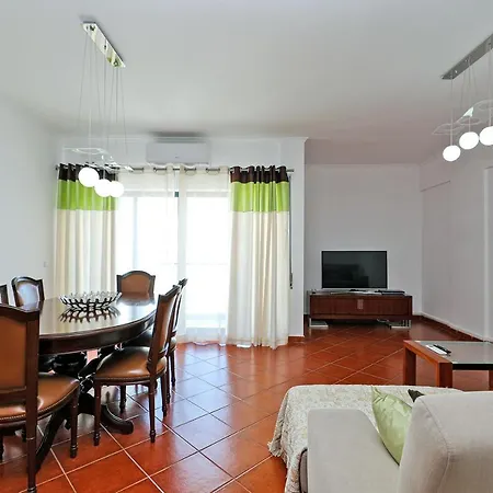 아파트 C24 - Sandy Way 3 Bed In