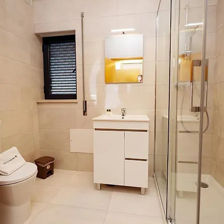 아파트 C24 - Sandy Way 3 Bed In 라고스