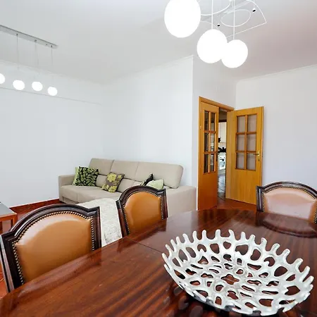 아파트 C24 - Sandy Way 3 Bed In 라고스